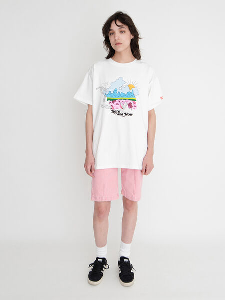 GRAPHIC SS ROADTRIP Tシャツ AMA HERE AND NOW